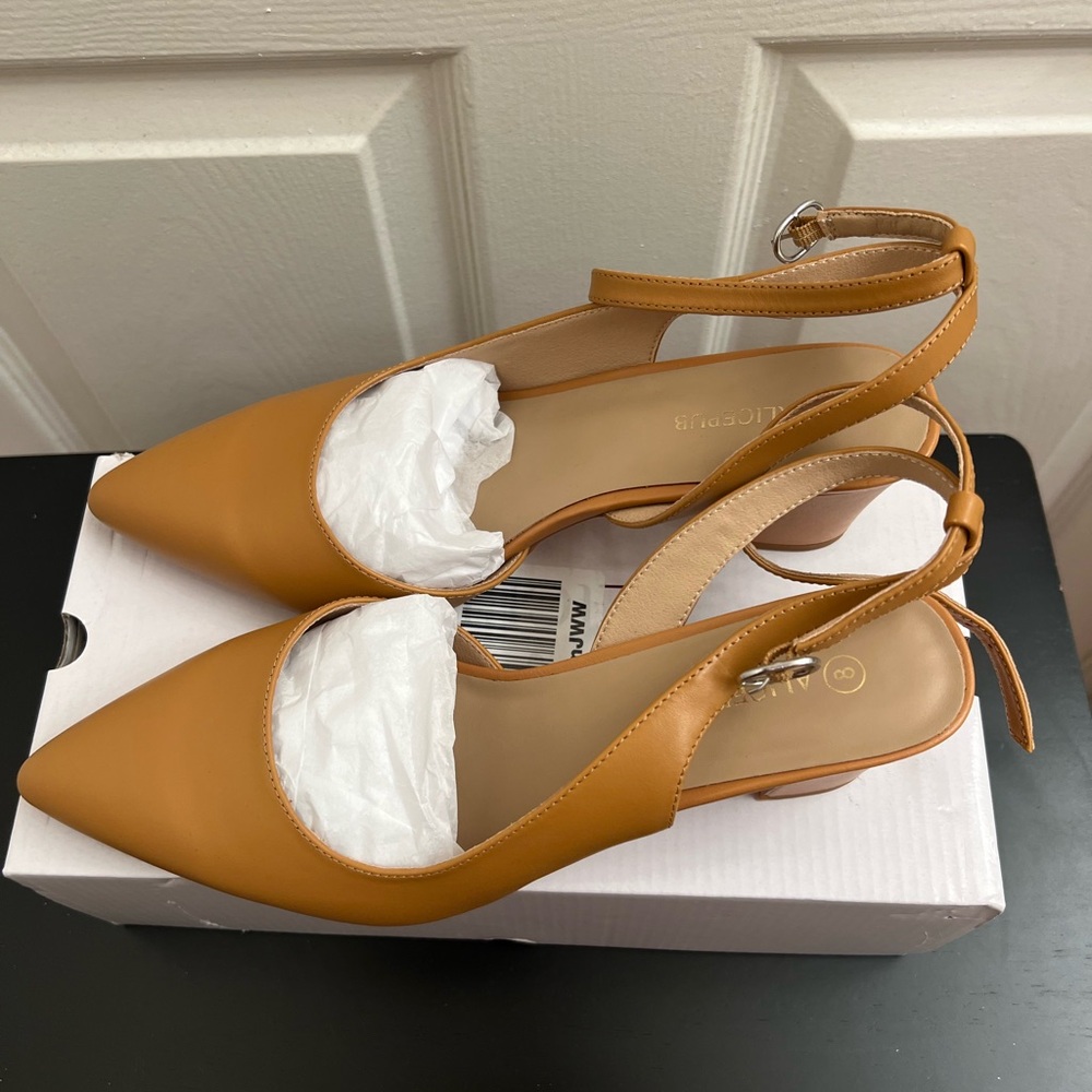 Women's Closed Toe Heels Pumps Slingback Heels 2inch Chunky Block Heels, size 8